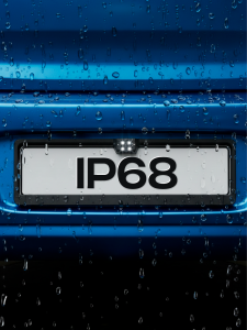 Камера заднего вида автомобильная в рамке для номера с подсветкой 700ТВЛ TDS TS-CAV30